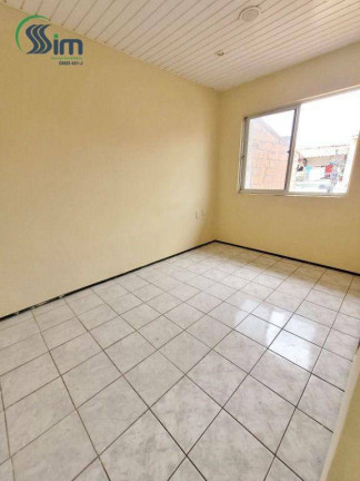 Imagem Apartamento com 2 Quartos para Alugar, 50 m² em Lagoa Redonda - Fortaleza