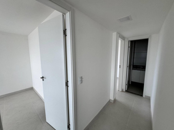 Imagem Apartamento com 3 Quartos para Alugar,  em Ilhéus