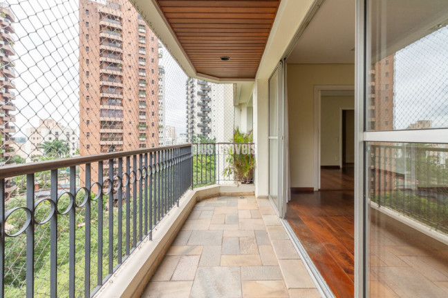 Imagem Apartamento com 3 Quartos à Venda, 142 m² em Panamby - São Paulo Imagem Apartamento com 3 Quartos à Venda, 142 m² em Panamby - São Paulo