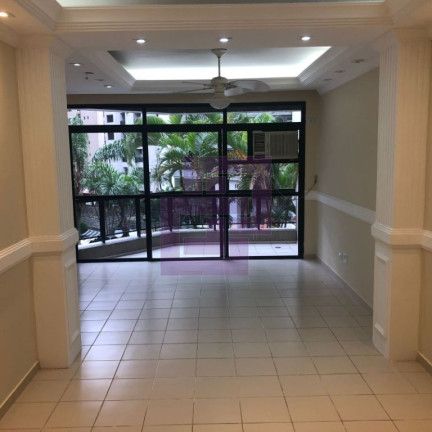 Apartamento com 3 Quartos para Alugar, 160 m² em Pitangueiras - Guarujá