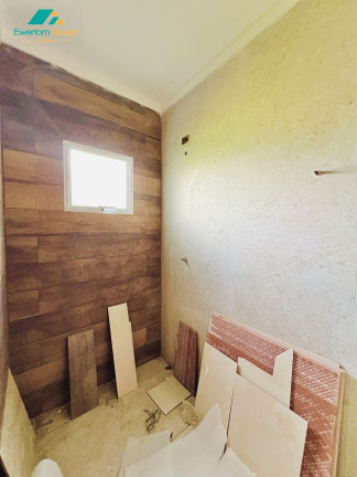 Imagem Casa com 3 Quartos à Venda, 120 m² em Corumbá (terra Preta) - Mairiporã