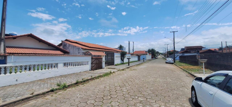 Imagem Casa com 3 Quartos à Venda, 157 m² em Jardim Barra De Jangadas - Peruíbe