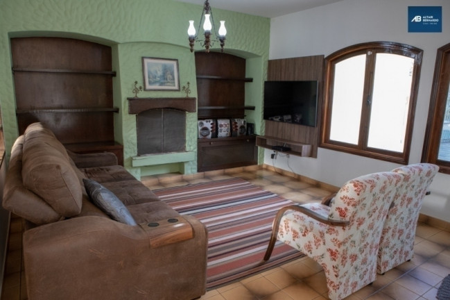 Imagem Casa com 3 Quartos à Venda, 362 m² em Malota - Jundiaí