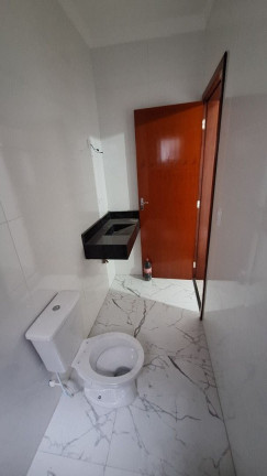 Imagem Sobrado com 3 Quartos à Venda, 260 m² em Jardim Santa Clara - Guarulhos Imagem Sobrado com 3 Quartos à Venda, 260 m² em Jardim Santa Clara - Guarulhos