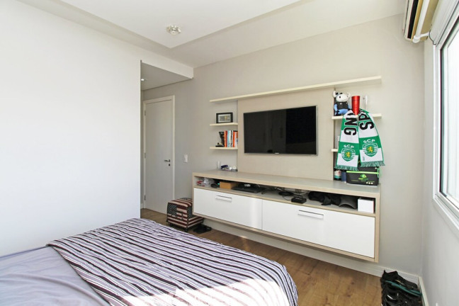 Imagem Imóvel com 3 Quartos à Venda, em Petrópolis - Porto Alegre Imagem Imóvel com 3 Quartos à Venda, em Petrópolis - Porto Alegre