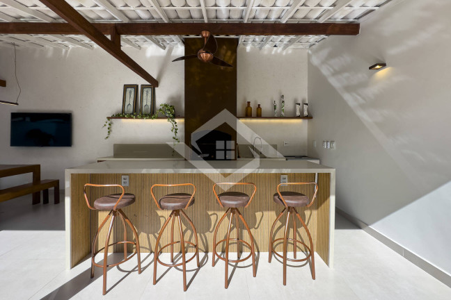 Imagem Casa com 6 Quartos à Venda, 430 m² em Barra Da Tijuca - Rio De Janeiro Imagem Casa com 6 Quartos à Venda, 430 m² em Barra Da Tijuca - Rio De Janeiro