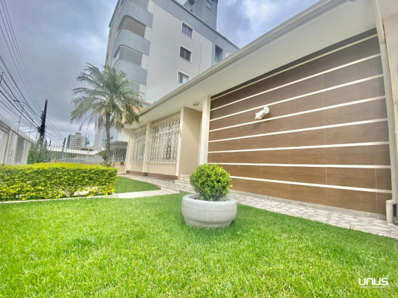 Imagem Casa com 3 Quartos à Venda, 432 m² em Jardim Atlântico - Florianópolis Imagem Casa com 3 Quartos à Venda, 432 m² em Jardim Atlântico - Florianópolis