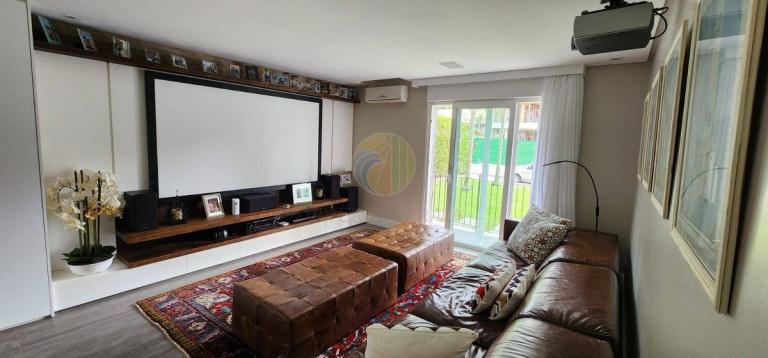 Imagem Apartamento com 4 Quartos à Venda, 411 m² em Praia Do Estaleiro - Balneário Camboriú Imagem Apartamento com 4 Quartos à Venda, 411 m² em Praia Do Estaleiro - Balneário Camboriú