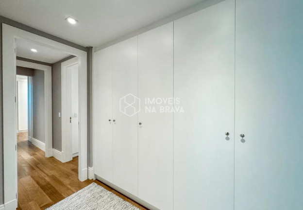 Imagem Apartamento com 3 Quartos à Venda, 317 m² em Centro - Balneário Camboriú Imagem Apartamento com 3 Quartos à Venda, 317 m² em Centro - Balneário Camboriú
