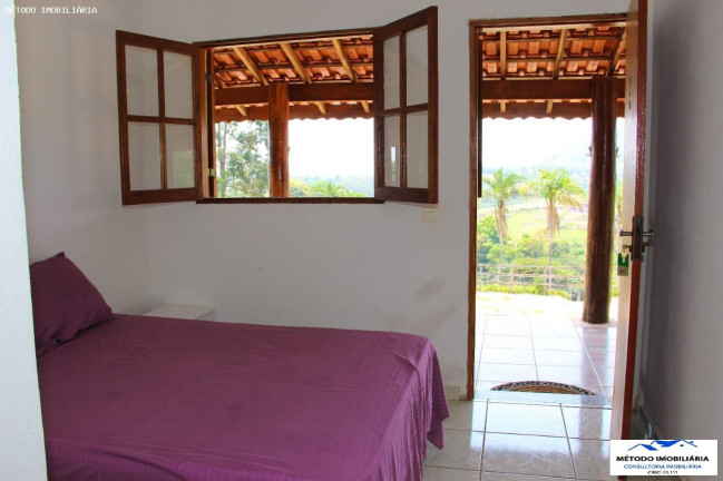 Imagem Chácara com 4 Quartos à Venda, 200 m² em Rural - Pinhalzinho