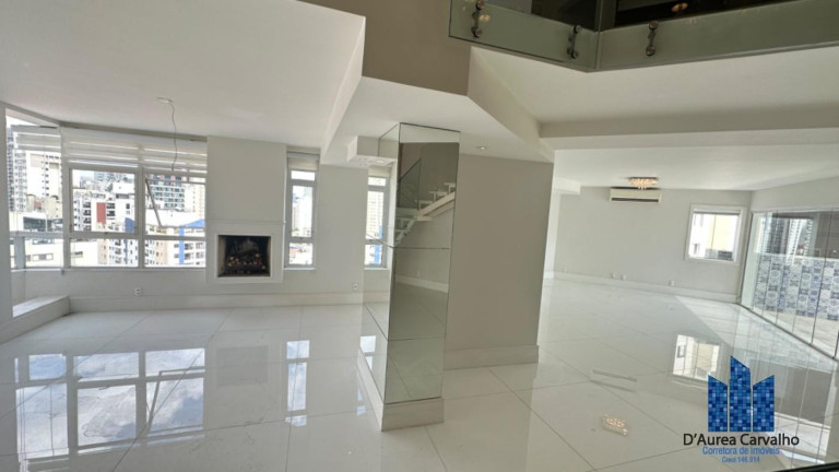 Imagem Apartamento com 3 Quartos à Venda, 250 m² em Vila Nova Conceição - São Paulo Imagem Apartamento com 3 Quartos à Venda, 250 m² em Vila Nova Conceição - São Paulo