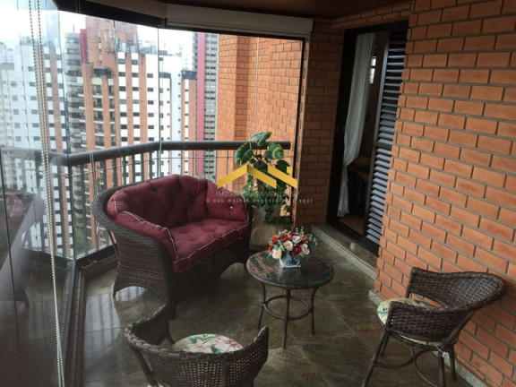 Imagem Apartamento com 4 Quartos à Venda, 200 m² em Moema - São Paulo Imagem Apartamento com 4 Quartos à Venda, 200 m² em Moema - São Paulo