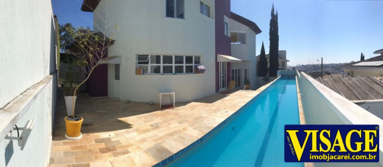 Imagem Casa com 3 Quartos à Venda, 375 m² em Jd. Coleginho - Jacareí
