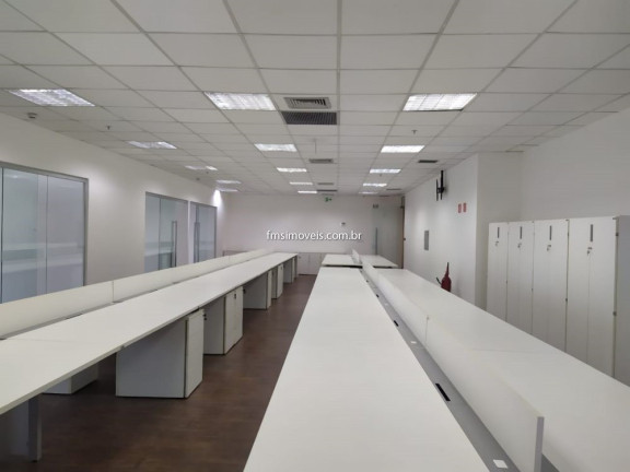 Imagem Imóvel para Alugar, 1.300 m² em Alphaville - Barueri Imagem Imóvel para Alugar, 1.300 m² em Alphaville - Barueri