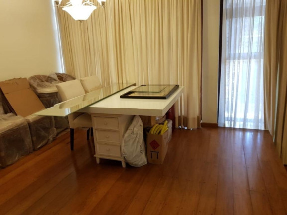 Imagem Casa com 4 Quartos à Venda, 450 m² em Interlagos - São Paulo Imagem Casa com 4 Quartos à Venda, 450 m² em Interlagos - São Paulo