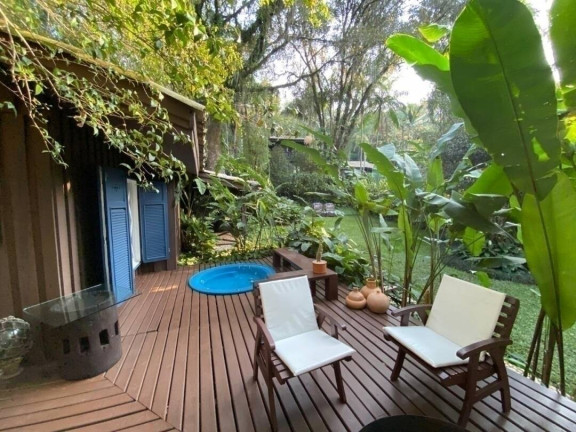 Imagem Casa com 2 Quartos à Venda, em Lagoa Da Conceição - Florianópolis Imagem Casa com 2 Quartos à Venda, em Lagoa Da Conceição - Florianópolis