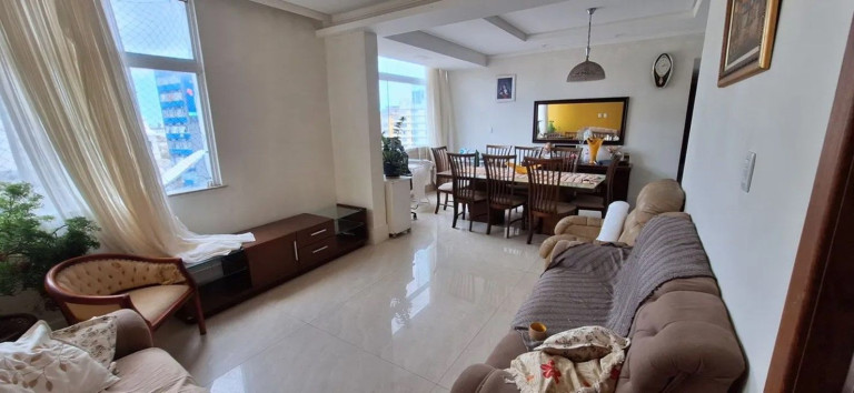 Apartamento com 4 Quartos à Venda, 190 m² em Dois De Julho - Salvador