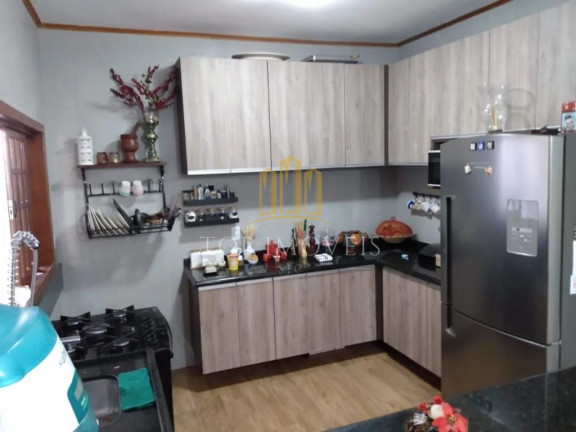 Imagem Casa com 5 Quartos à Venda, 200 m² em Jardim Pararangaba - São José Dos Campos Imagem Casa com 5 Quartos à Venda, 200 m² em Jardim Pararangaba - São José Dos Campos