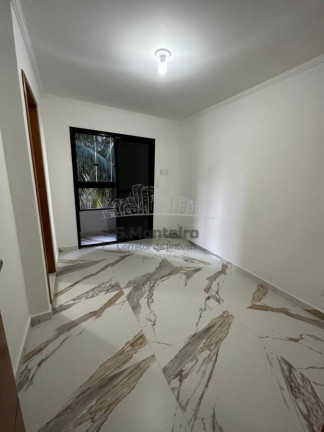 Imagem Casa com 3 Quartos à Venda, 101 m² em Guilhermina - Praia Grande