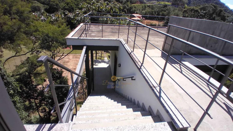 Imagem Casa com 3 Quartos à Venda, 300 m² em Vargem Grande - Teresópolis
