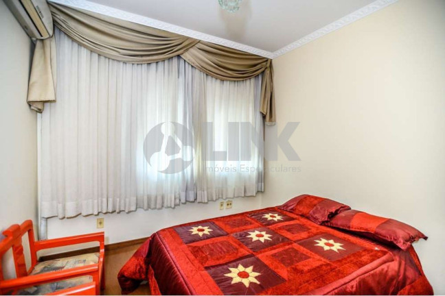 Imagem Apartamento com 3 Quartos à Venda, 261 m² em Auxiliadora - Porto Alegre Imagem Apartamento com 3 Quartos à Venda, 261 m² em Auxiliadora - Porto Alegre