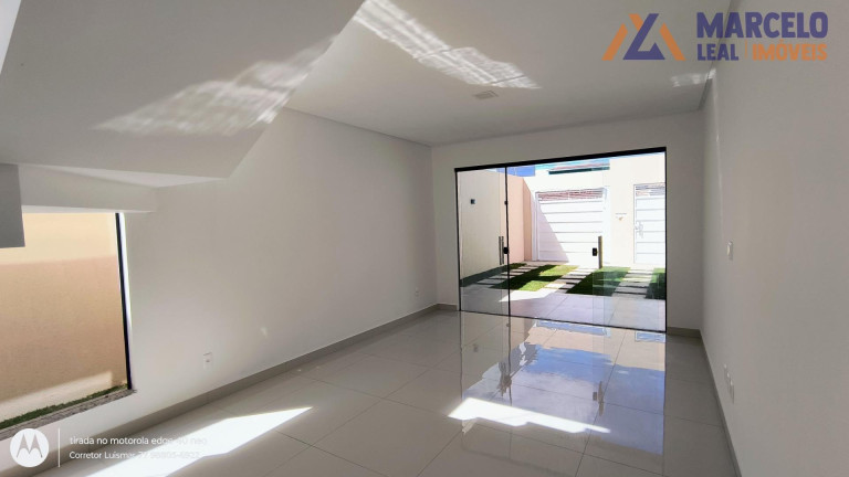 Imagem Casa com 3 Quartos à Venda, 140 m² em Felicia - Vitória Da Conquista Imagem Casa com 3 Quartos à Venda, 140 m² em Felicia - Vitória Da Conquista
