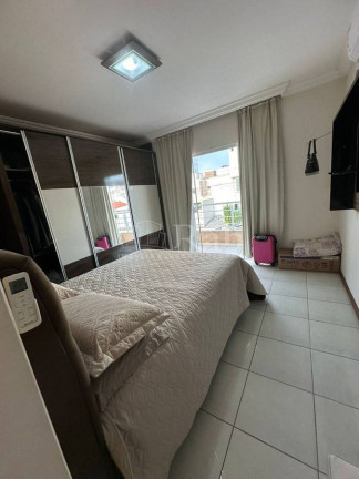 Imagem Sobrado com 3 Quartos à Venda, 140 m² em Areias - Camboriú