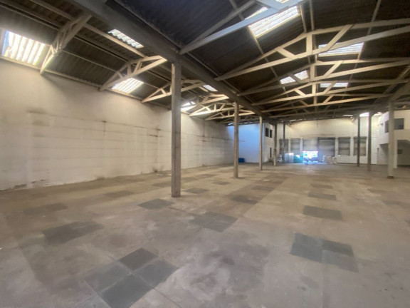 Imagem Galpão para Alugar, 1.700 m² em Centro - Suzano