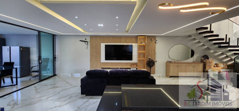 Imagem Casa de Condomínio com 4 Quartos para Alugar, 246 m² em Ponta Negra - Manaus