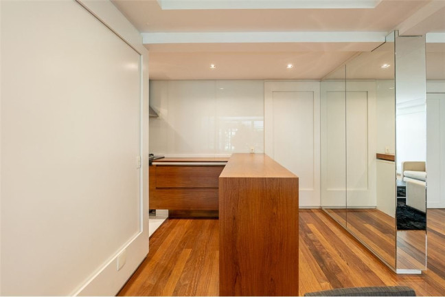 Imagem Apartamento com 3 Quartos à Venda, 180 m² em Vila Nova Conceição - São Paulo