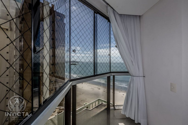 Imagem Apartamento com 3 Quartos à Venda, 184 m² em Centro - Balneário Camboriú