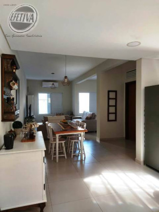 Imagem Sobrado com 3 Quartos à Venda, 132 m² em Balneário Eliane - Guaratuba Imagem Sobrado com 3 Quartos à Venda, 132 m² em Balneário Eliane - Guaratuba