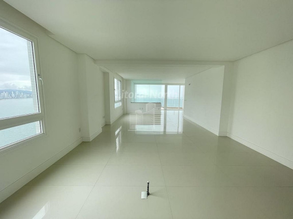 Imagem Apartamento com 7 Quartos à Venda, 410 m² em Centro - Balneário Camboriú Imagem Apartamento com 7 Quartos à Venda, 410 m² em Centro - Balneário Camboriú