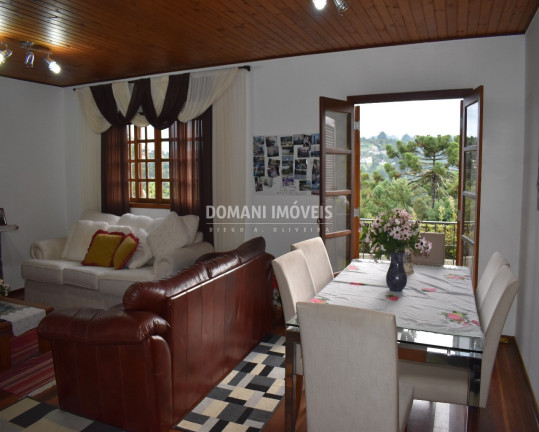 Imagem Imóvel com 3 Quartos à Venda, 124 m² em Região De Capivari - Campos Do Jordão Imagem Imóvel com 3 Quartos à Venda, 124 m² em Região De Capivari - Campos Do Jordão