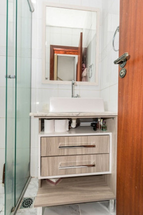 Imagem Imóvel com 3 Quartos à Venda,  em Teresópolis - Porto Alegre