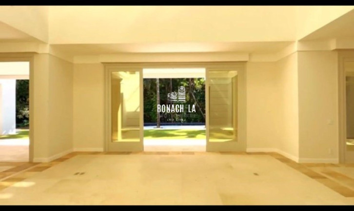 Imagem Casa com 6 Quartos à Venda, em Helvétia Country - Indaiatuba Imagem Casa com 6 Quartos à Venda, em Helvétia Country - Indaiatuba