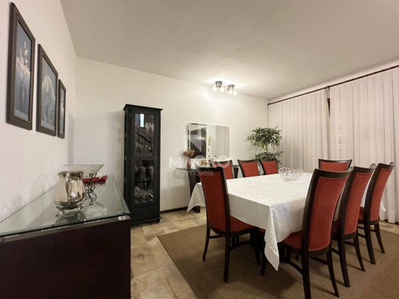 Imagem Casa com 3 Quartos à Venda, 226 m² em Rau - Jaraguá Do Sul
