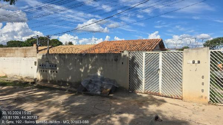 Casa com 2 Quartos à Venda, 239 m² em Dumaville - Esmeraldas