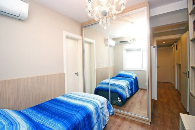 Imagem Apartamento com 3 Quartos à Venda, 288 m² em Menino Deus - Porto Alegre Imagem Apartamento com 3 Quartos à Venda, 288 m² em Menino Deus - Porto Alegre