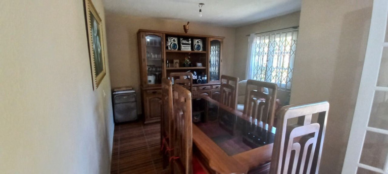 Imagem Casa com 3 Quartos à Venda, 134 m² em Albuquerque - Teresópolis Imagem Casa com 3 Quartos à Venda, 134 m² em Albuquerque - Teresópolis