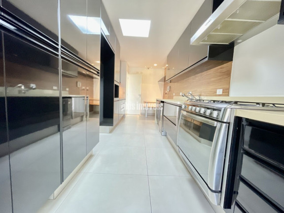 Imagem Apartamento com 3 Quartos à Venda, 275 m² em Jardim Europa - São Paulo Imagem Apartamento com 3 Quartos à Venda, 275 m² em Jardim Europa - São Paulo