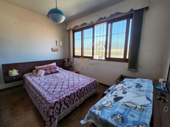 Imagem Casa com 4 Quartos à Venda, 360 m² em Jardim Europa - Teresópolis