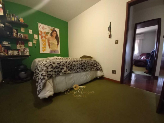 Imagem Casa com 3 Quartos à Venda, 166 m² em Várzea - Teresópolis