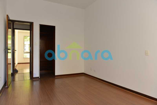 Imagem Apartamento com 3 Quartos à Venda, 200 m² em Copacabana - Rio De Janeiro Imagem Apartamento com 3 Quartos à Venda, 200 m² em Copacabana - Rio De Janeiro