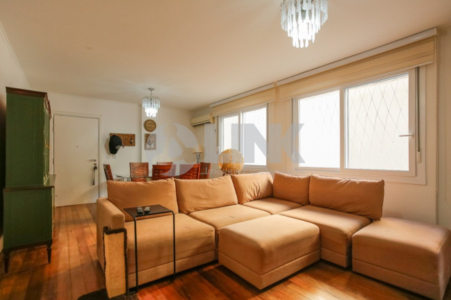Imagem Apartamento com 3 Quartos à Venda, 133 m² em Independência - Porto Alegre Imagem Apartamento com 3 Quartos à Venda, 133 m² em Independência - Porto Alegre