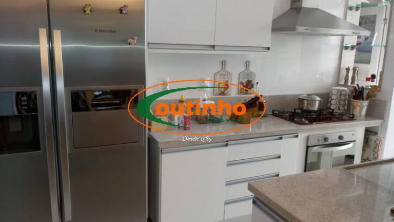 Imagem Apartamento com 4 Quartos à Venda, 172 m² em Tijuca - Rio De Janeiro Imagem Apartamento com 4 Quartos à Venda, 172 m² em Tijuca - Rio De Janeiro