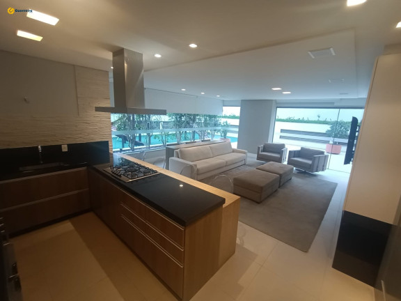 Imagem Apartamento com 3 Quartos à Venda, 117 m² em Centro - Florianópolis Imagem Apartamento com 3 Quartos à Venda, 117 m² em Centro - Florianópolis