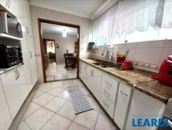 Imagem Sobrado com 3 Quartos à Venda, 181 m² em Vila Floresta - Santo André Imagem Sobrado com 3 Quartos à Venda, 181 m² em Vila Floresta - Santo André