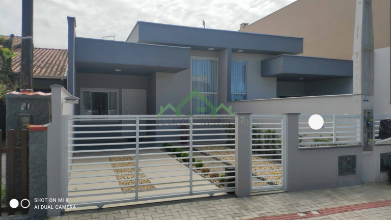 Casa com 3 Quartos à Venda, 79 m² em Pinheiros - Balneário Barra Do Sul
