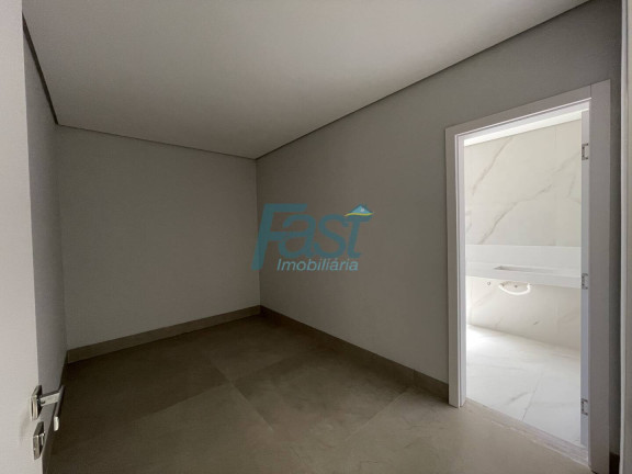 Imagem Casa de Condomínio com 4 Quartos à Venda, 395 m² em Jardim Itália - Cuiabá Imagem Casa de Condomínio com 4 Quartos à Venda, 395 m² em Jardim Itália - Cuiabá